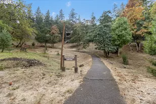 223 Trailside Loop, Eugene, OR 97405 - Photo 29