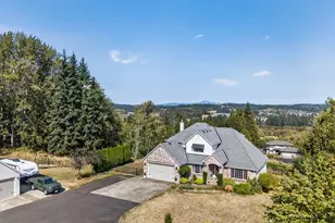 32102 NW Eagle Crest Dr, Ridgefield, WA 98642 - Photo 1