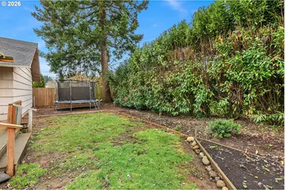 1716 SE 157th Ave, Portland, OR 97233 - Photo 23