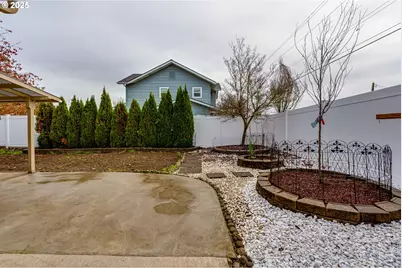 115 Saxon Pl, Junction City, OR 97448 - Photo 23