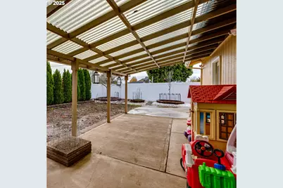 115 Saxon Pl, Junction City, OR 97448 - Photo 21