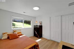 745 S 71st St, Springfield, OR 97478 - Photo 23