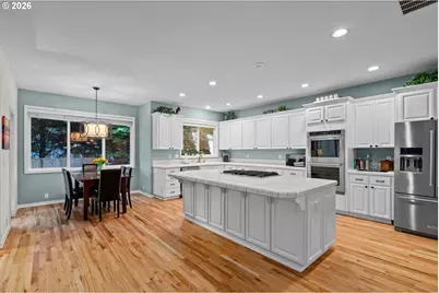 9534 NW Engleman St, Portland, OR 97229 - Photo 5
