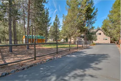 55877 Wood Duck Dr, Bend, OR 97707 - Photo 9