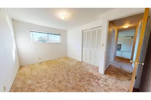 354 V St, Springfield, OR 97477 - Photo 25