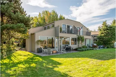 419 N Tomahawk Island Dr, Portland, OR 97217 - Photo 45