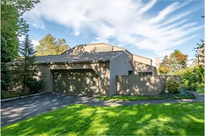 419 N Tomahawk Island Dr, Portland, OR 97217 - Photo 3