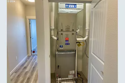 415 Pearl St, Oregon City, OR 97045 - Photo 31