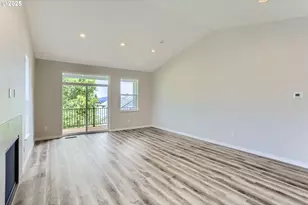 415 Pearl St, Oregon City, OR 97045 - Photo 17