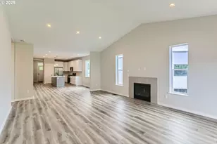 415 Pearl St, Oregon City, OR 97045 - Photo 7