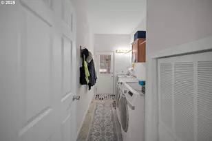 273 Golden Dr, Scottsburg, OR 97473 - Photo 33