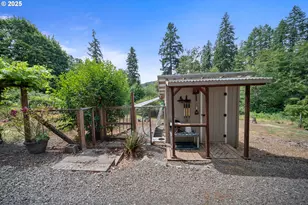 273 Golden Dr, Scottsburg, OR 97473 - Photo 15