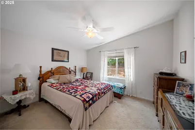 273 Golden Dr, Scottsburg, OR 97473 - Photo 35