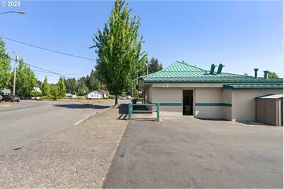 1921 Virginia Ave, North Bend, OR 97459 - Photo 47