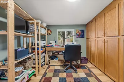 16100 SW Queen Victoria Pl, King City, OR 97224 - Photo 19
