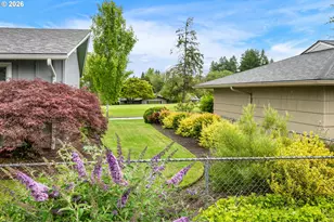 16100 SW Queen Victoria Pl, King City, OR 97224 - Photo 33