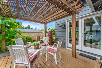 16100 SW Queen Victoria Pl, King City, OR 97224 - Photo 27