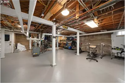 745 NW Culpepper Ter, Portland, OR 97210 - Photo 39