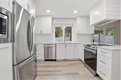 4012 NE 157th Ct, Vancouver, WA 98682 - Photo 3