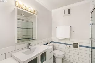 1341 S Buddington St, Portland, OR 97219 - Photo 37