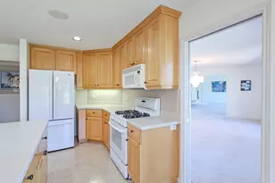 1055 Tukwila Dr, Woodburn, OR 97071 - Photo 31