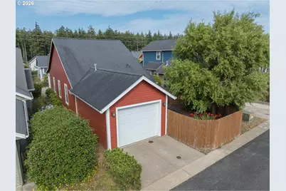 4350 SE Fleming St, Newport, OR 97366 - Photo 29