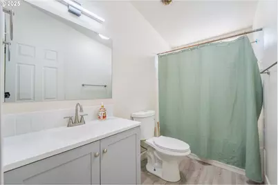 597 Barley St, Woodburn, OR 97071 - Photo 11