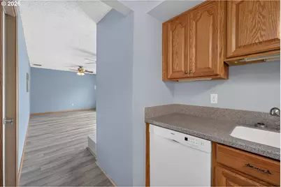 3905 NE 126th Ave, Vancouver, WA 98682 - Photo 9