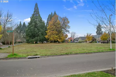 303 Lenore Loop, Eugene, OR 97404 - Photo 35