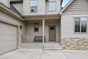 303 Lenore Loop, Eugene, OR 97404 - Photo 3