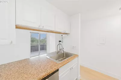44 Eagle Crest Dr #26, Lake Oswego, OR 97035 - Photo 13
