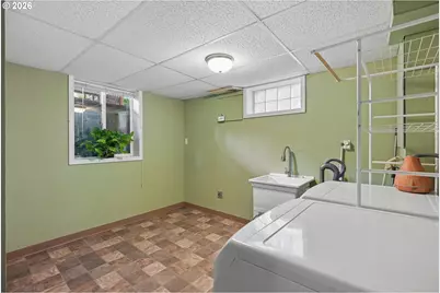5900 NE Ainsworth St, Portland, OR 97218 - Photo 21