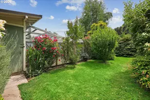 5900 NE Ainsworth St, Portland, OR 97218 - Photo 35