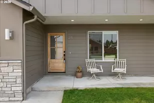 211 W Oak St, Yacolt, WA 98675 - Photo 3