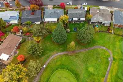 4525 NW Columbia Ave, Portland, OR 97229 - Photo 37