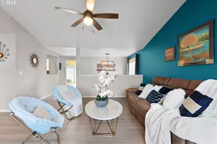 387 SE 7th Ave, Canby, OR 97013 - Photo 9