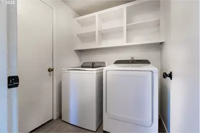 387 SE 7th Ave, Canby, OR 97013 - Photo 41