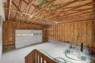 1560 Monroe St, North Bend, OR 97459 - Photo 33