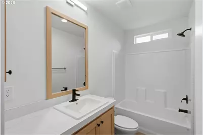 1560 Monroe St, North Bend, OR 97459 - Photo 21