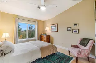 10124 NW Brighton Ln, Portland, OR 97229 - Photo 17