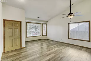 1252 NE 22nd Ave, Hillsboro, OR 97124 - Photo 5