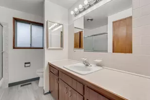 1230 SE 214th Ave, Gresham, OR 97030 - Photo 25