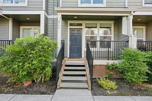 2777 SE Nicklaus Ct, Hillsboro, OR 97123 - Photo 5