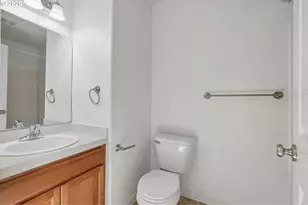 2777 SE Nicklaus Ct, Hillsboro, OR 97123 - Photo 21