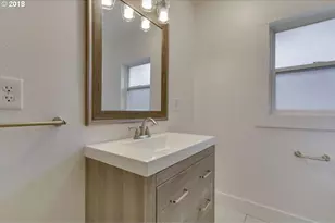 9014 NE Wygant St, Portland, OR 97220 - Photo 19