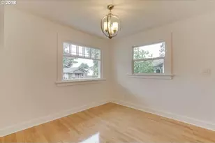 9014 NE Wygant St, Portland, OR 97220 - Photo 9
