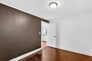 9014 NE Wygant St, Portland, OR 97220 - Photo 15