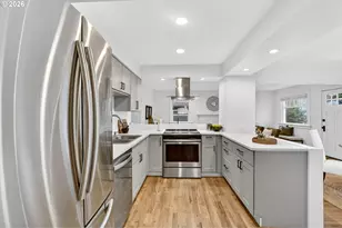 9014 NE Wygant St, Portland, OR 97220 - Photo 11