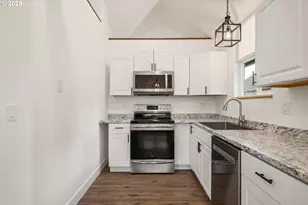 450 16th Ave, Longview, WA 98632 - Photo 9