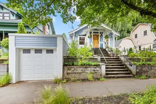 1221 SE Rex St, Portland, OR 97202 - Photo 3